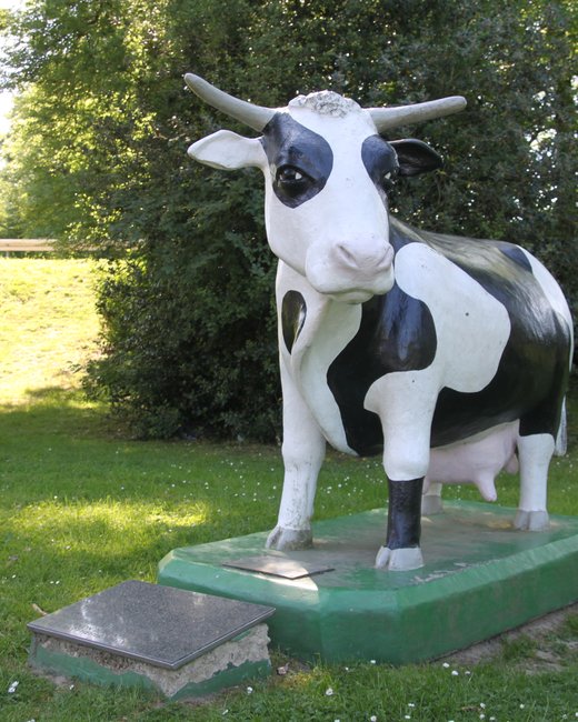 Die Kuh „Billa“, Wahrzeichen von Hehlrath